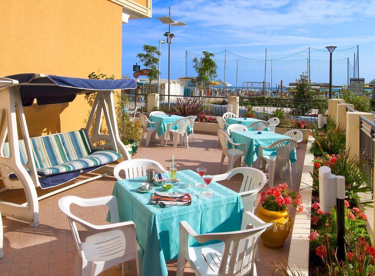 Hotel Belvedere Misano Adriatico Exterior foto