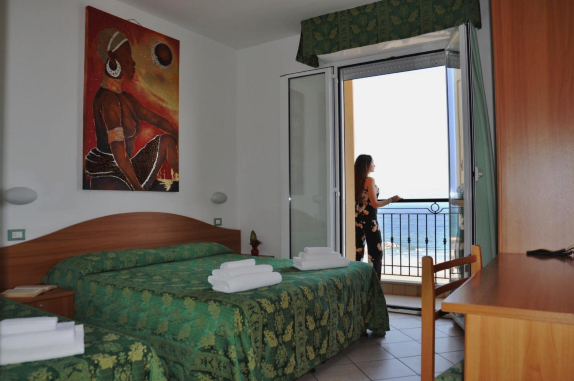 Hotel Belvedere Misano Adriatico Exterior foto