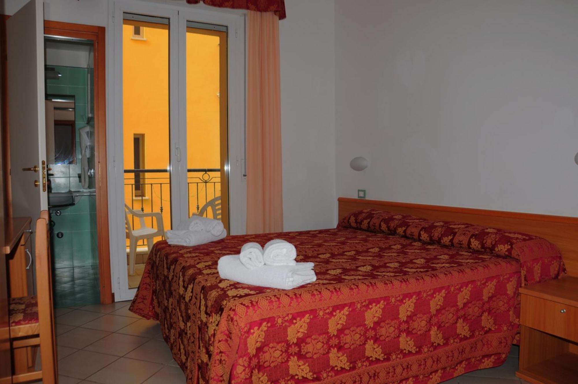 Hotel Belvedere Misano Adriatico Exterior foto